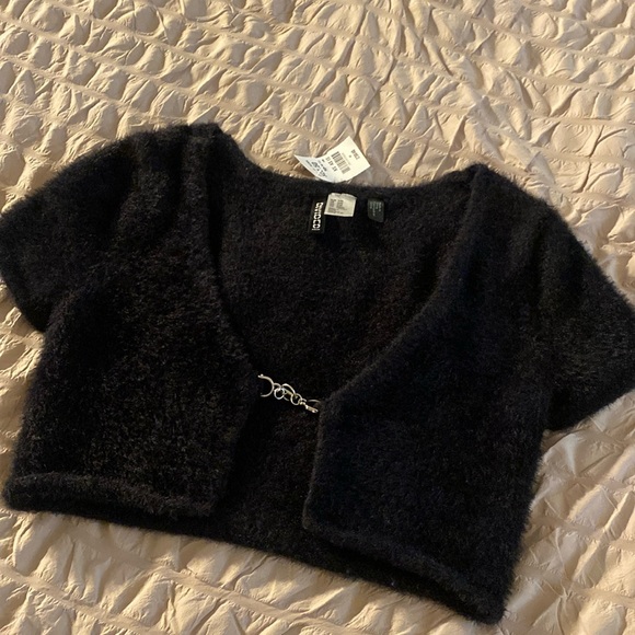 Fuzzy Black Top with Chain Detail 🪄 - Picture 3 of 6